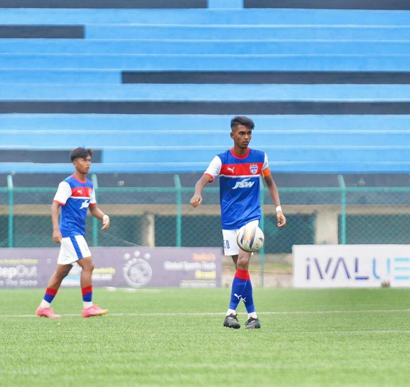 New Football Star emerge in Karnataka Vineeth Venkatesh waiting for opportunity in State  team kvn