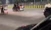 यूपी न्यूज: नोएडा में चलती कारों से उड़ाए गए नोट, एक्शन में आई पुलिस-देखें वायरल वीडियो