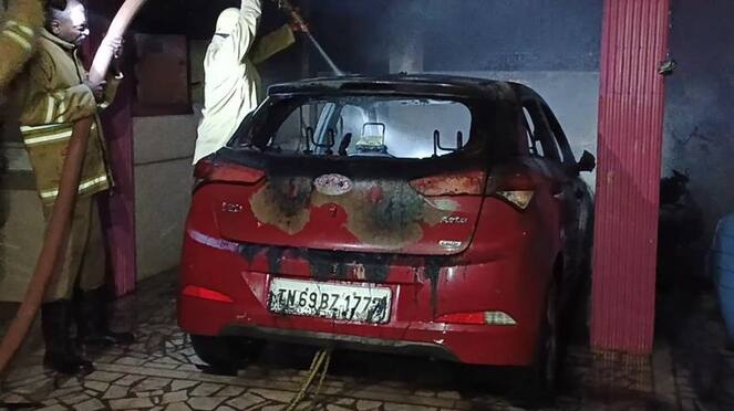 car and bike fire burned at kovilpatti in thoothukudi district vel