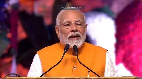 PM Modi had a telephonic conversation with the workers rescued from the Silkyara tunnel sgb
