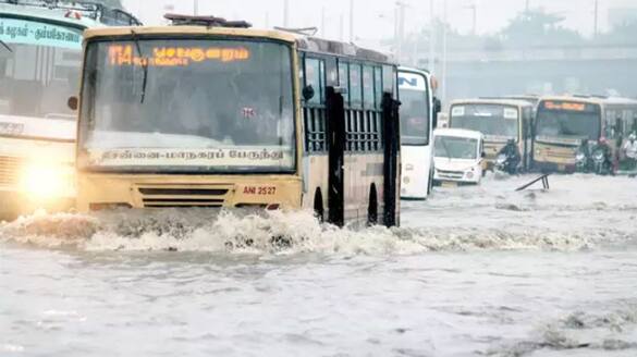 chennai mtc buses operated in less number? passengers flooded in koyambedu chennai rain live updates ans