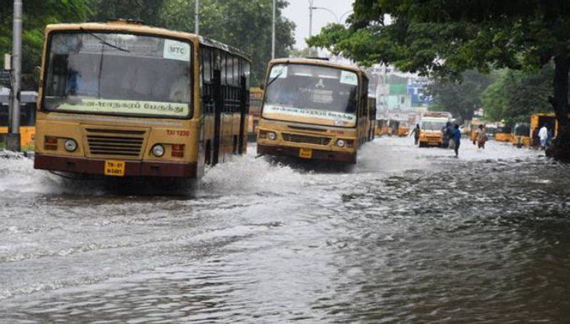 Director Lingusamy praise chennai corporation workers for their work in chennai flood gan