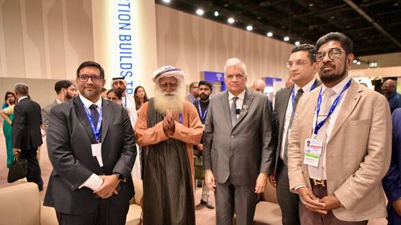 Sadhguru had a  discussion with the President of Sri Lanka on soil conservation dee
