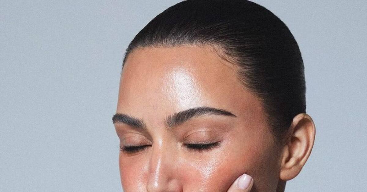 Kim Kardashian draws criticism for her 'sunken nostril' in new