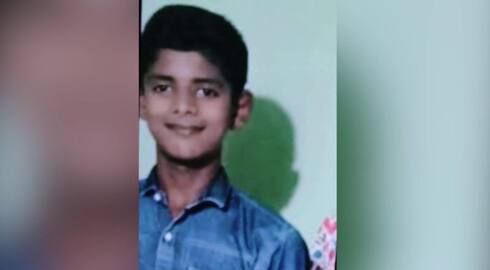 A student drowned in the sea and three children were rescued in kozhikode