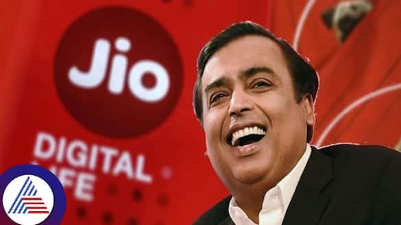 Reliance Jio overtakes China Mobile to become the biggest mobile operator globally in terms of data traffic-rag
