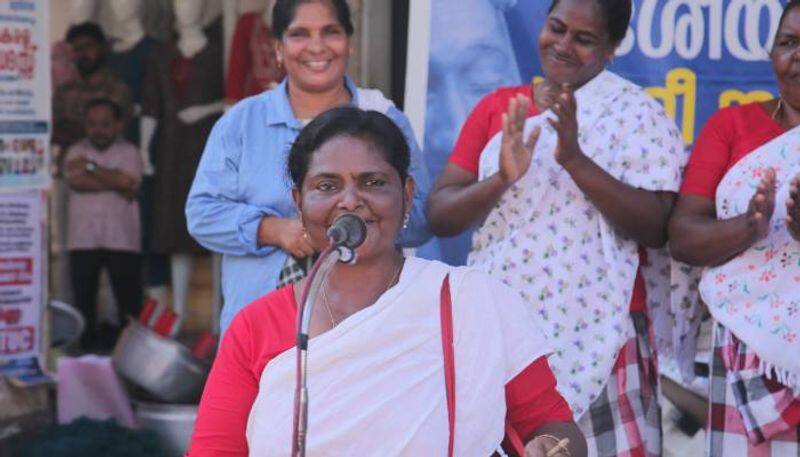 Nireeksha national womens theatre festival ith engala kadalu by valiyathura fisherwomen rlp