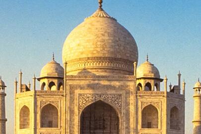 Taj Mahal to Red Fort 10 Most Visited Monuments in India iwh