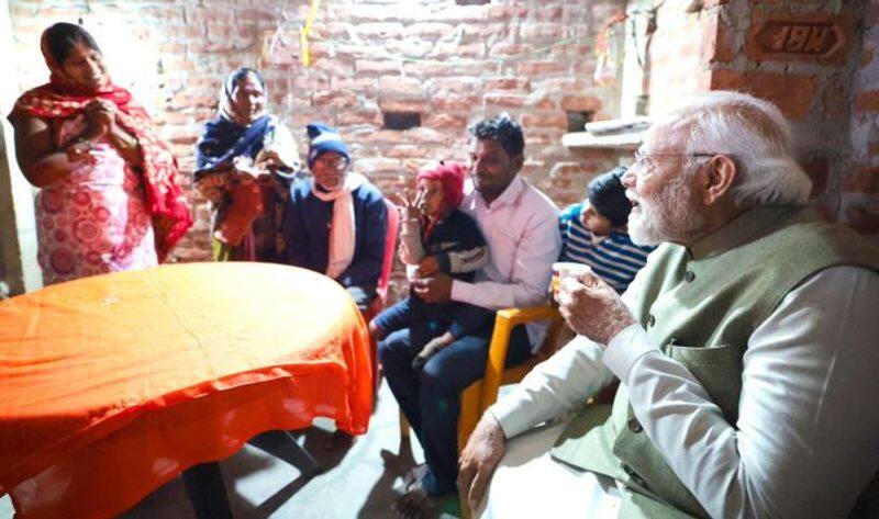 Heartwarming Video: When PM Modi had tea with Meera and her family in Ayodhya (WATCH)