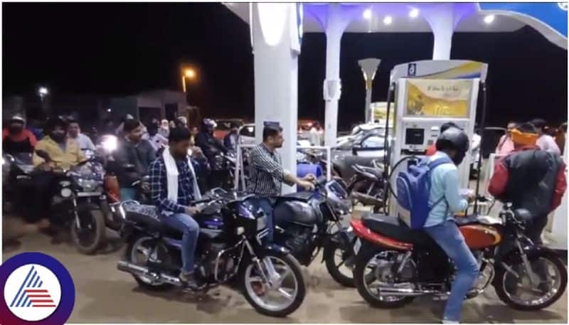 Minister Mano Thangaraj asked why the mystery of petrol prices was not discussed openly KAK
