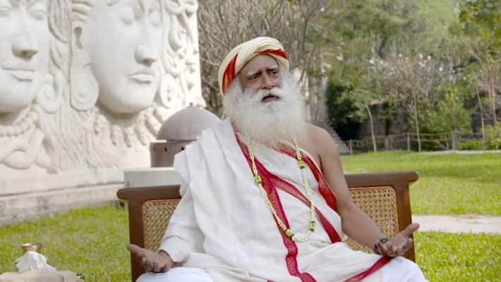 Sadhguru undergoes emergency brain surgery at Apollo Delhi, overcomes  'life-threatening situation' (WATCH)