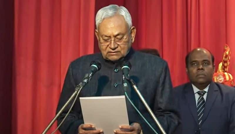 nitish kumar took oath 9th time as the chief minister of bihar latest news in hindi kxa 