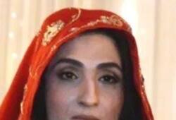 pakistan news who is imran khan wife bushra bibi get 14 years jail sentence bushra bibi old photos kxa 