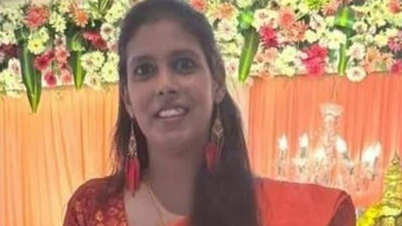 Chennai young girl who got married for love died on 20 days tvk