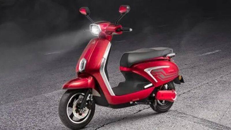 iVoomi announces Rs 10,000 discount on e-scooter range until April '24 sgb