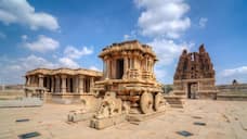 Tourists who do not flock to Hampi even on weekends gvd