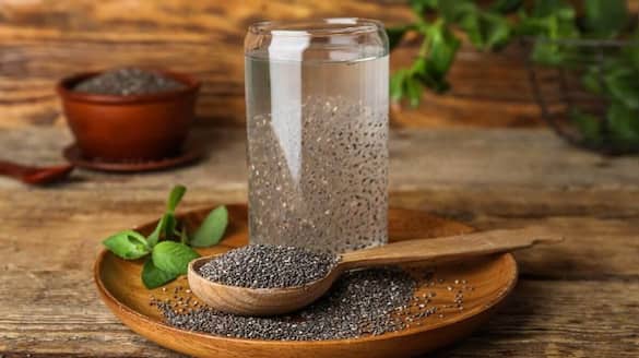 drink chia seeds water in empty stomach 