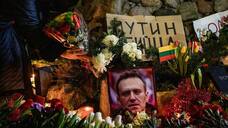 Russian Orthodox Church suspends priest for leading Putin critic Alexei Navalny's memorial service snt
