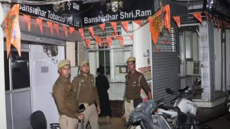 Delhi news Kanpur IT Raid Banshidhar tobacco company Selling goods big pan masala company  pain in the neck xsmn