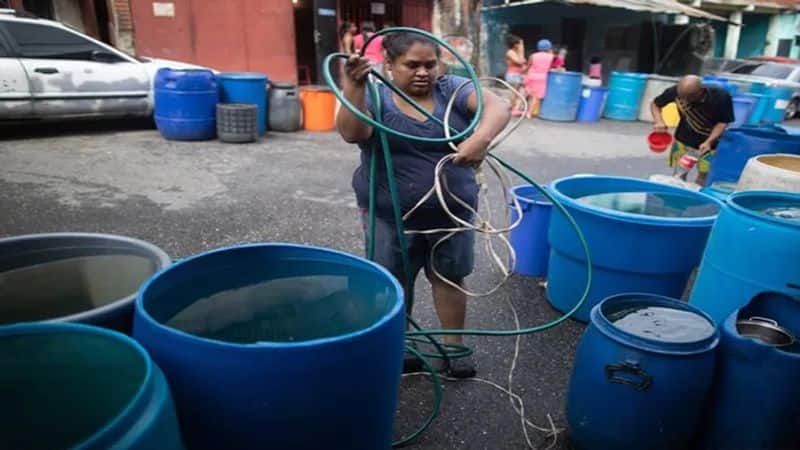 Bengaluru water crisis has left locals in trouble, Deputy CM assures ample water supply