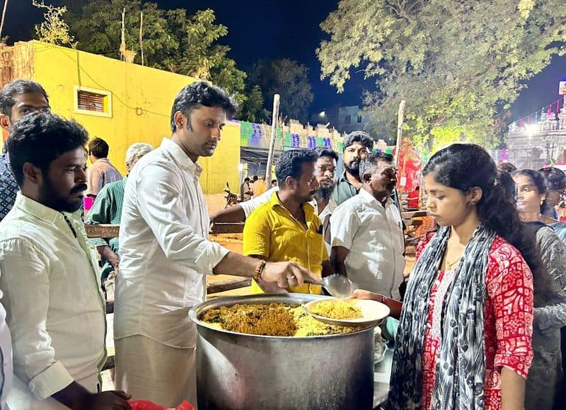 Tamilnadu Bjp state secretary Vinoj P Selvam serves annathanam in chennai temples for Maha shivratri Rya
