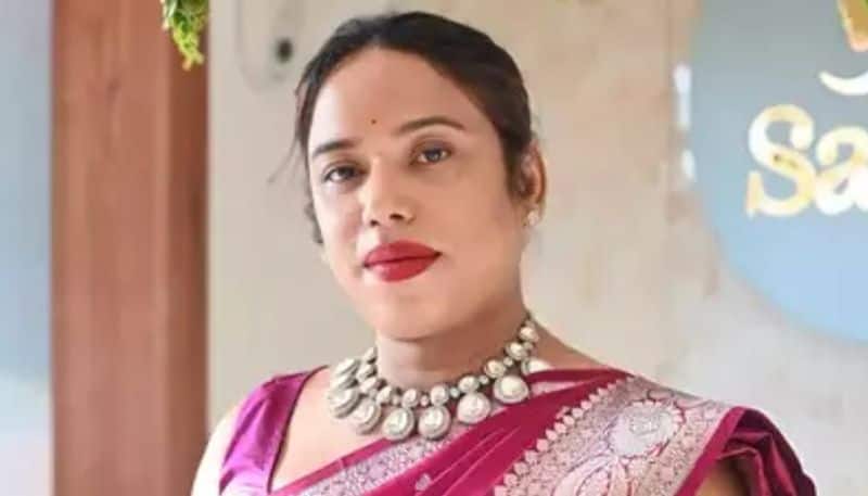 bigg boss malayalam season 6 contestant Jaanmoni Das makeup artist bio mohanlal nsn