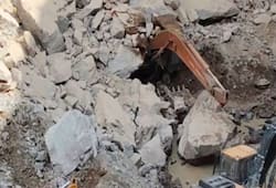 Uttar Pradesh News mahoba mining blast 12 workers buried ruckus of angry family members CM Yogi took cognizance XSMN
