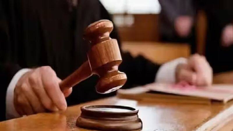 Bengaluru Crime News local court Man sentenced to 1 month jail, fined Rs 45,000 for sharing obscene video with wife XSMN