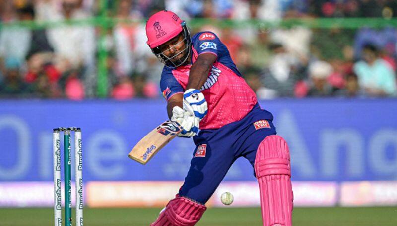 sanju samson lost his wicket first time to khaleel ahmed in ipl