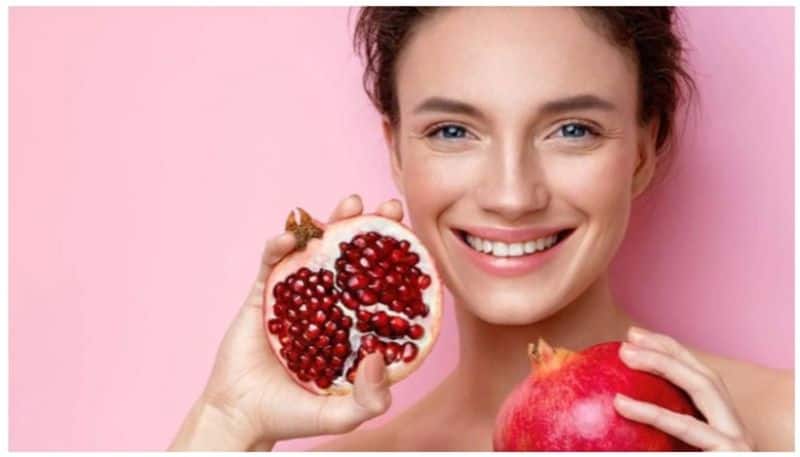 pomegranate face pack for glowing skin
