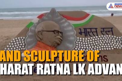 Sudarsan Pattnaik honours LK Advani with Bharat Ratna tribute sand art at Puri beach (WATCH) snt