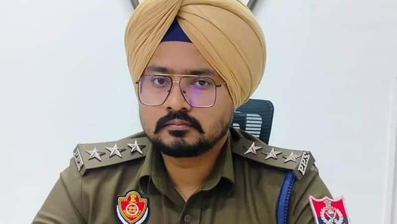 Punjab Accident News Fortuner car caught fire due to collision with Scorpio Ludhiana ACP burnt to death along with gunner XSMN