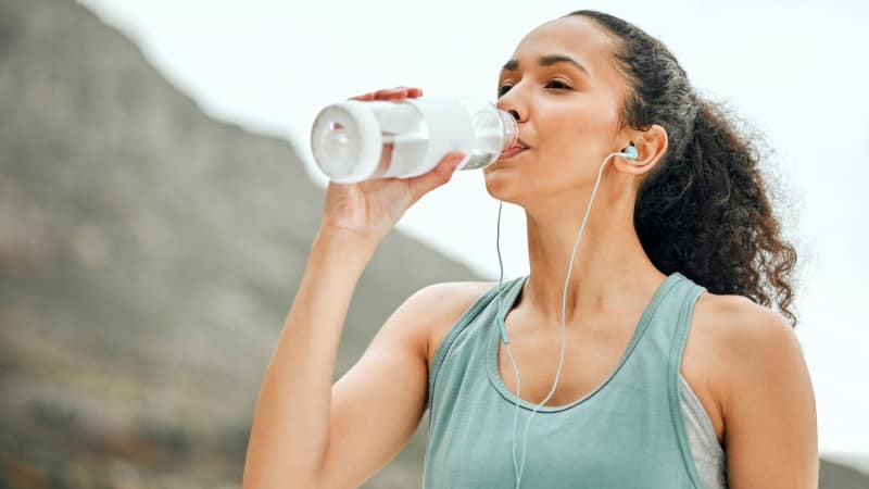 Why drinking plain water in summer may not be enough for your body iwh