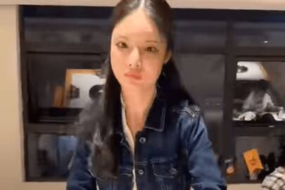 Viral Video: Human or machine? Video of waitress at chinese eatery sparks online debate