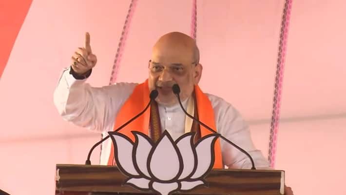 Amit Shah Narrow Escape After Helicopter Loses Balance Mid Air in Bihar Begusarai smp