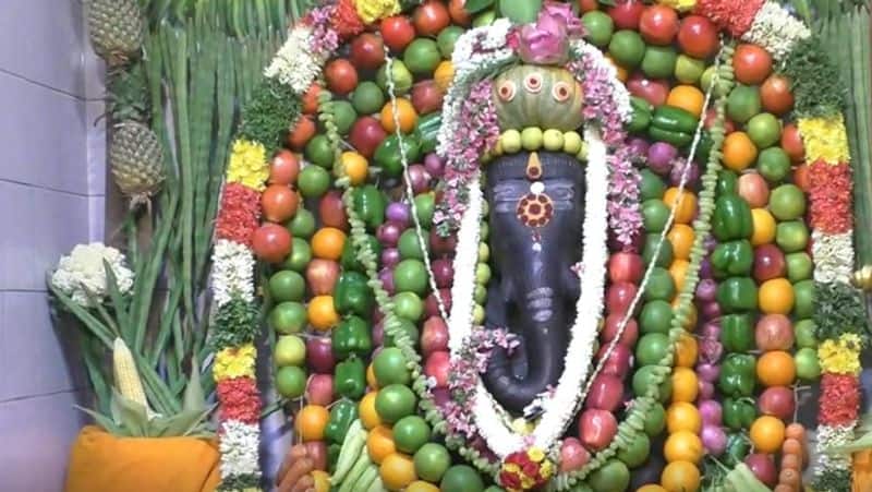 Garnished with 1008 kg of vegetables and fruits for Sri Karpaga Vinayagar Temple in karur tvk