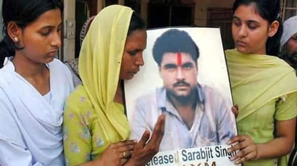 Pakistan Sarabjit Singh's killer Amir Sarfaraz shot dead by unknown men in Lahore gcw