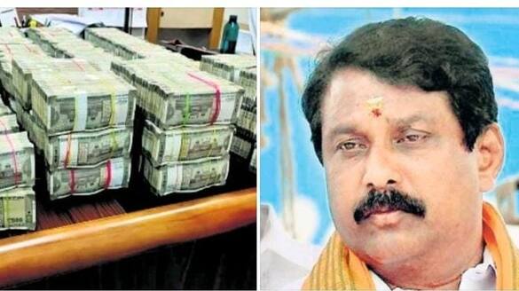 Nainar Nagendran relative gave a statement to the police regarding the 4 crore rupees KAK