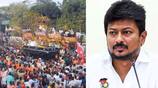 DMK youth wing threw flowers by JCB minister Udhayanidhi Stalin upset-rag