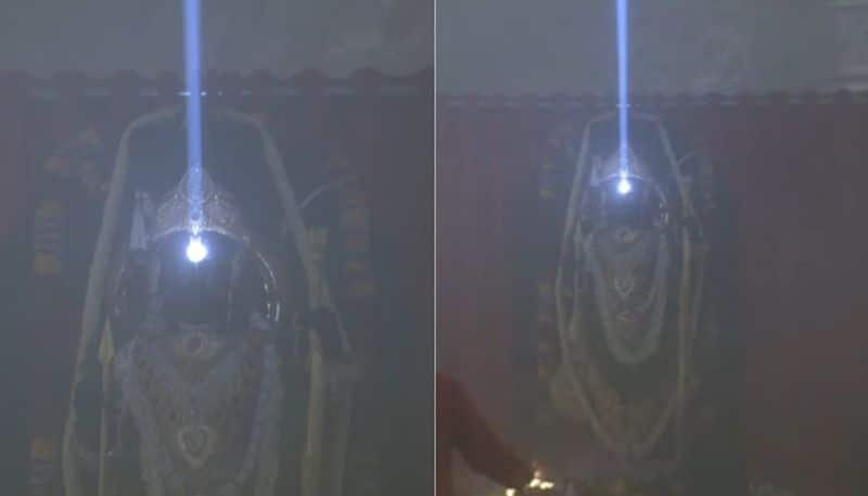 Lord Ram Lalla's forehead illuminates with surya tilak in ayodhya Rya