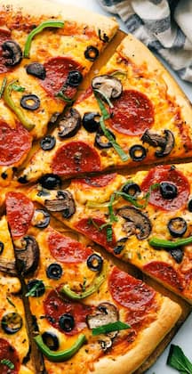 Lunchtime Magic: Easy recipe for delicious homemade pizza