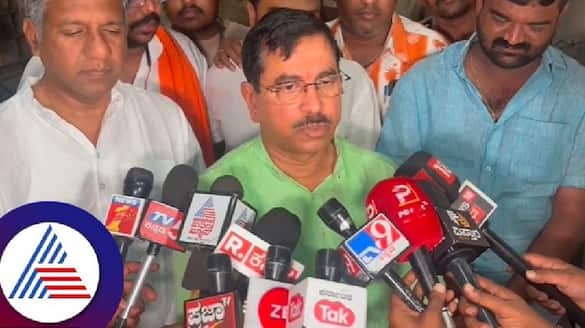 Hubballi Neha hiremath murder case union minister Pralhad Joshi visited KIMS Hospital rav