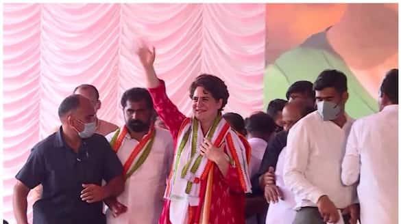 congress leader priyanka gandhi will reach kerala today 