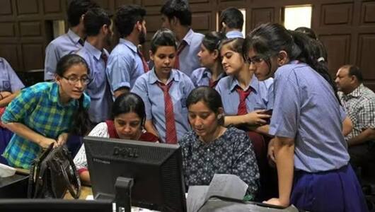 ISC ICSE Results 2024: CISCE Class 10 and Class 12 marks ANNOUNCED! How to check score card through SMS, DigiLocker gcw