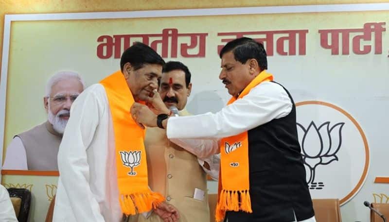 Lok Sabha Elections 2024: Over 100 Congress leaders join BJP in Madhya Pradesh, party dubs them 'betrayers'