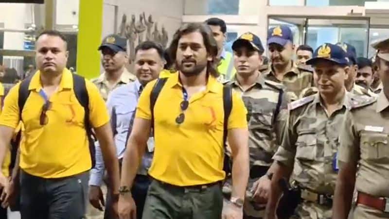 CSK players who came to Chennai! The ear-splitting sound upon seeing MS Dhoni tvk
