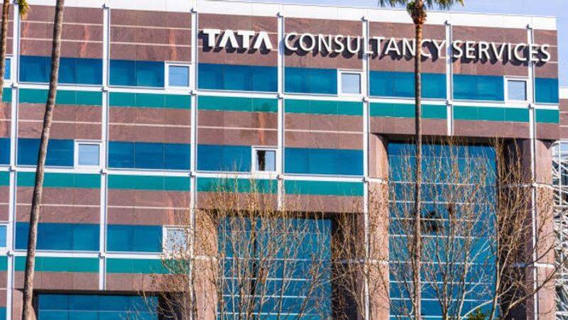 TCS will not give any variable salary to company employees with less than 60% office attendance XSMN
