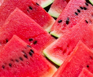 What happens if you eat watermelon daily in summer? rsl