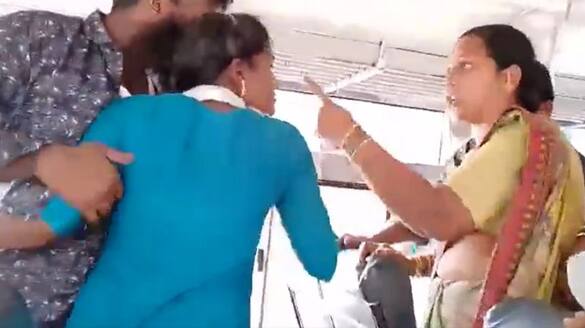Two Womens Fight For Seat In Telangana RTC Bus AKP