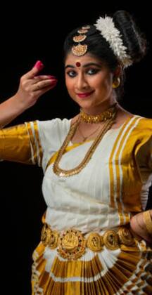 Mohiniyattam: Know about the classical dance form of Kerala